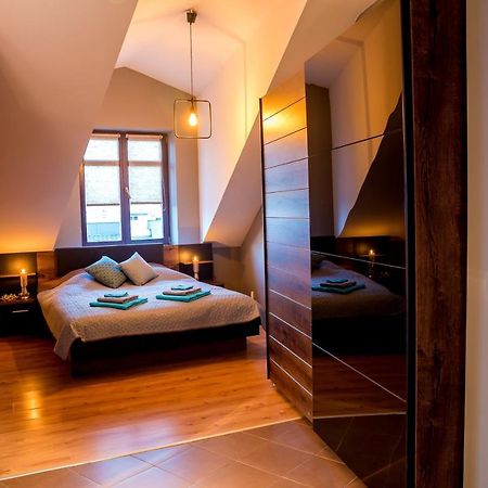 Style Apartment Next To Kazimierz And Old Town + Netflix クラクフ エクステリア 写真