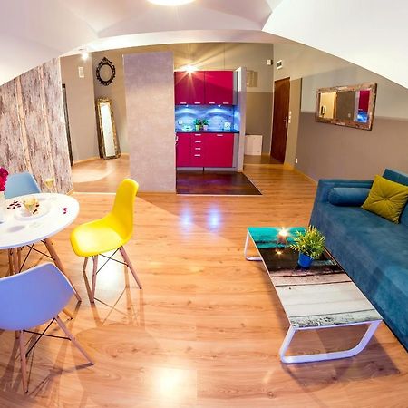 Style Apartment Next To Kazimierz And Old Town + Netflix クラクフ エクステリア 写真