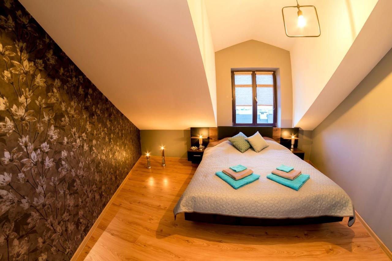 Style Apartment Next To Kazimierz And Old Town + Netflix クラクフ エクステリア 写真